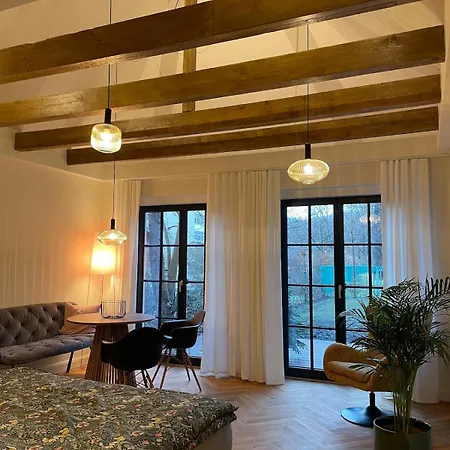 Kleinod Am Blauen Wunder * Дрезден